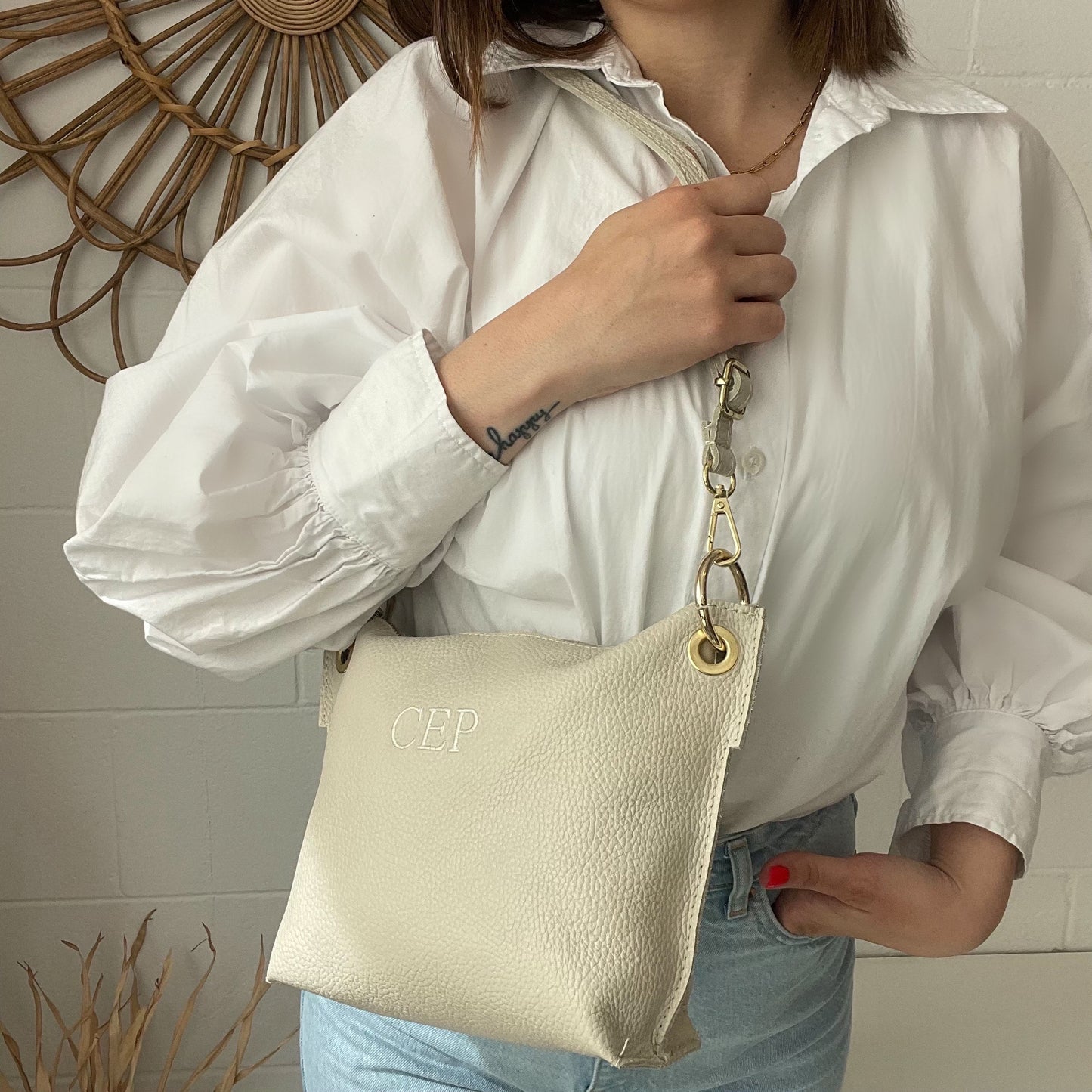 Bolso de herrajes personalizado - Color beige