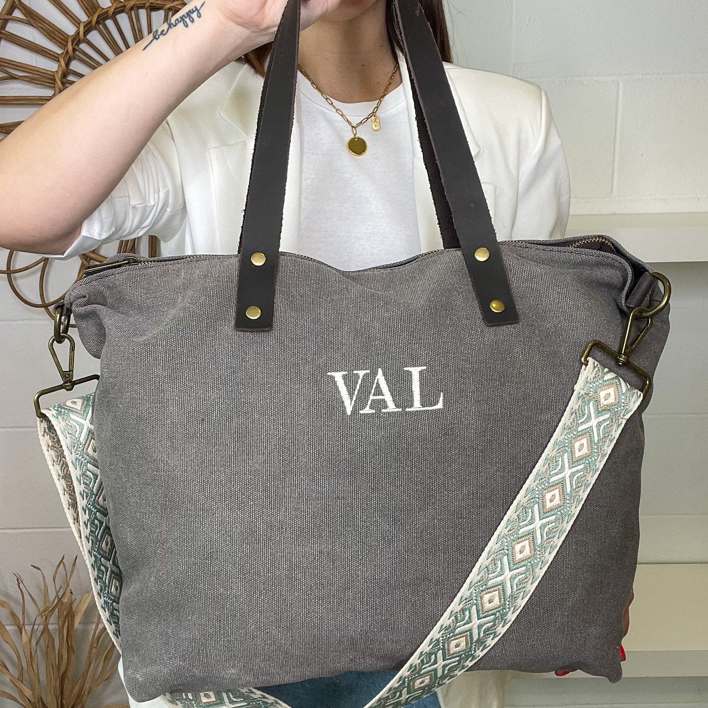 Bolso loneta con correa étnica - Color taupe