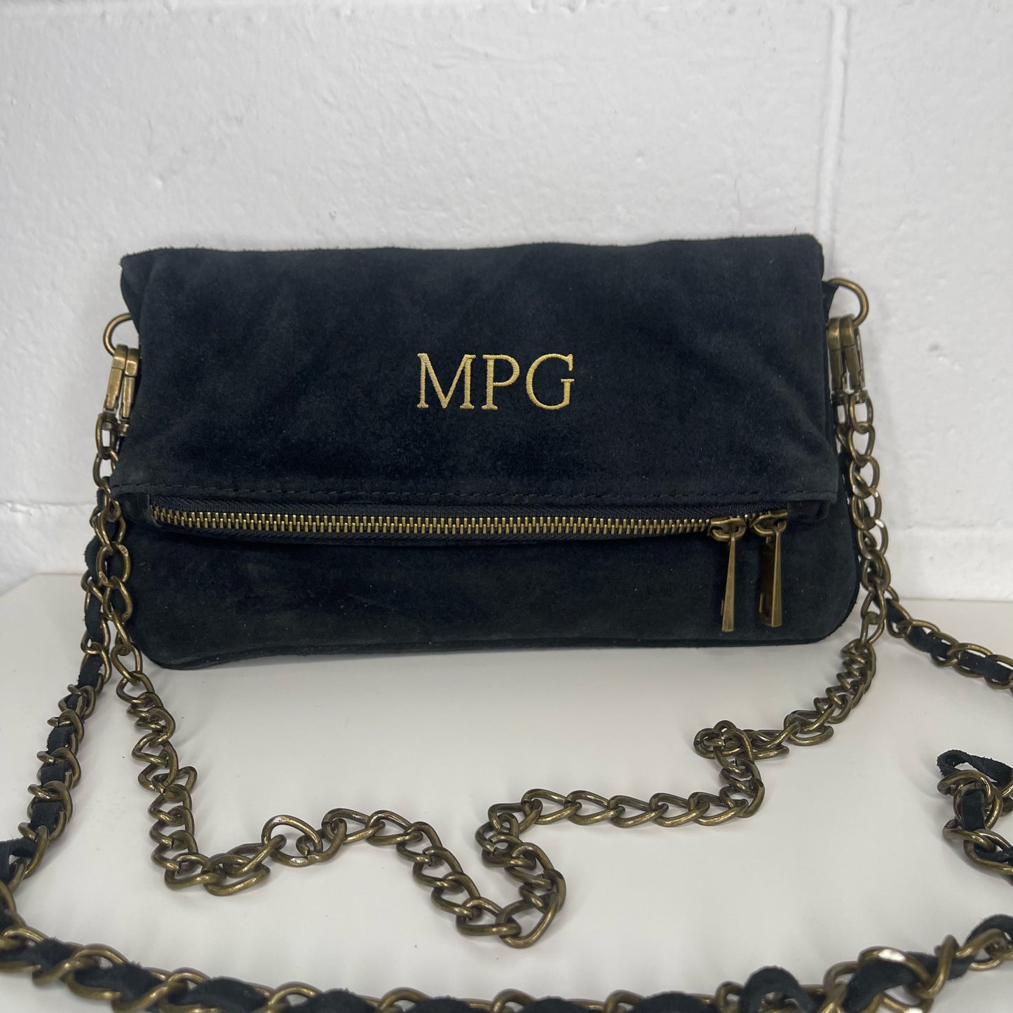 Bolso doble cadena en piel de ante personalizado - color negro