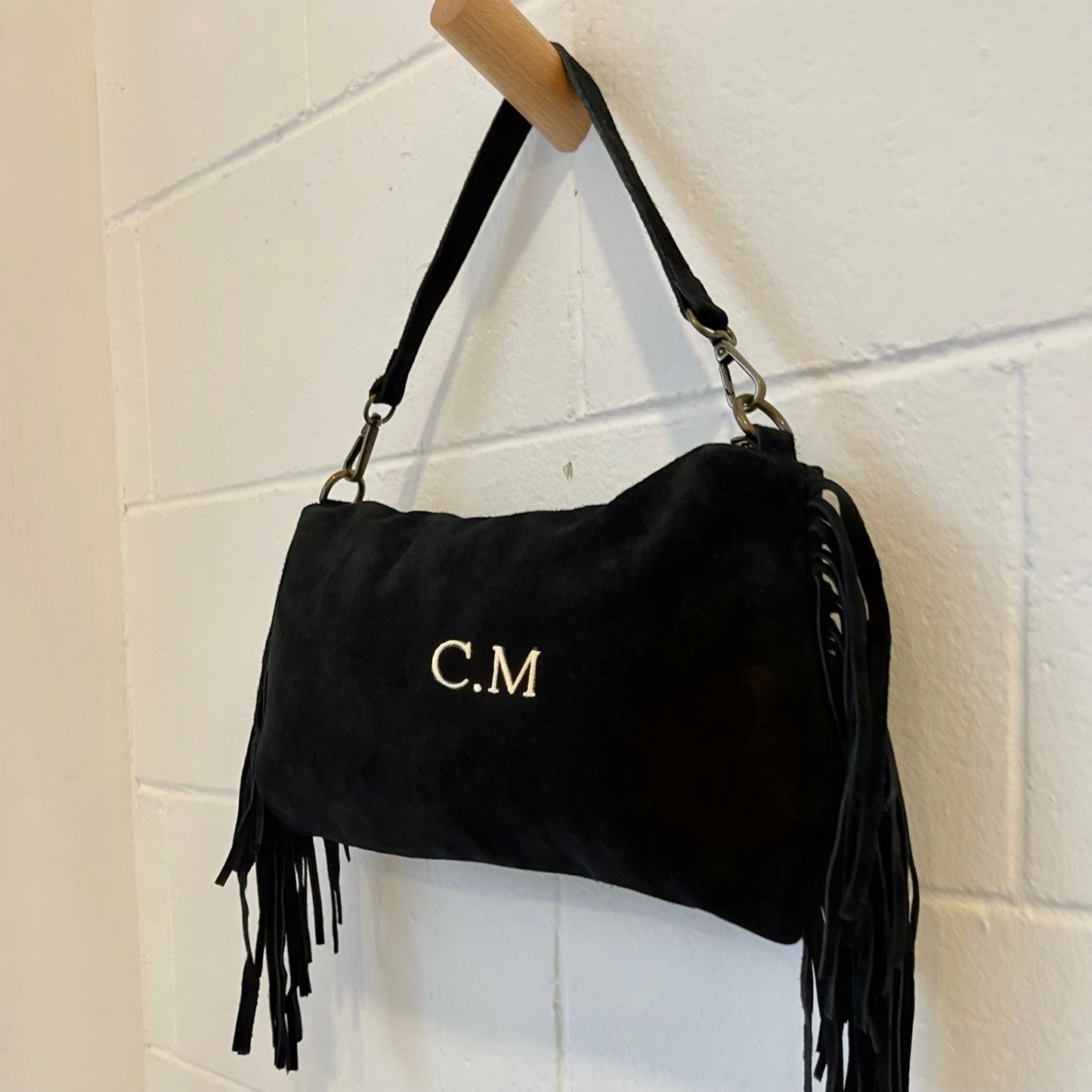 Bolso ovalado flecos piel de ante personalizado - NEGRO