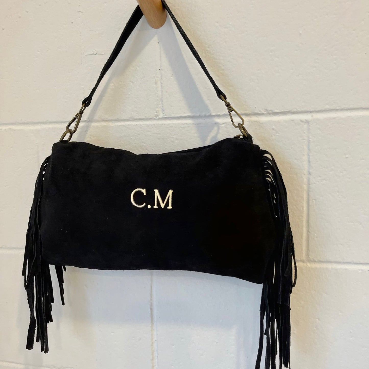 Bolso ovalado flecos piel de ante personalizado - NEGRO