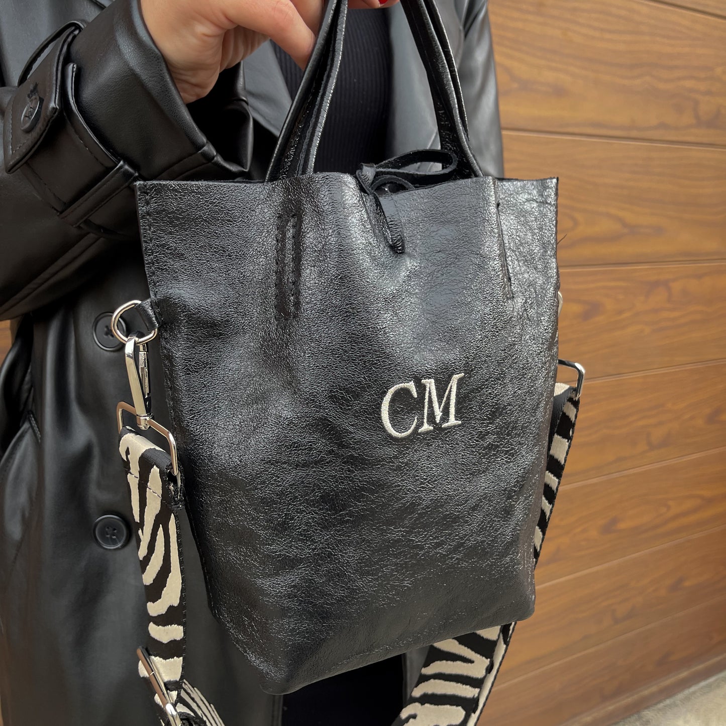 Bolso pequeño piel lazo personalizado - Color negro brillante