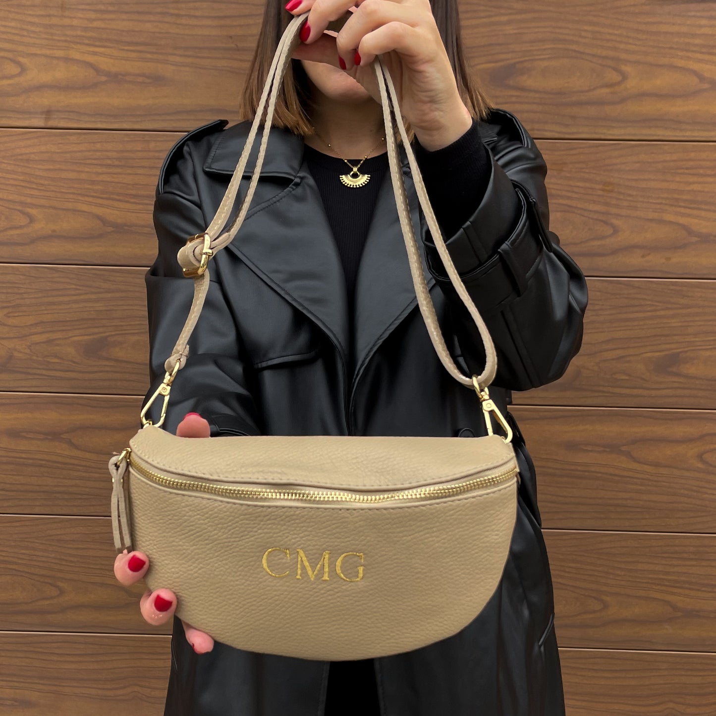 Riñonera mediana de piel personalizada - Color beige