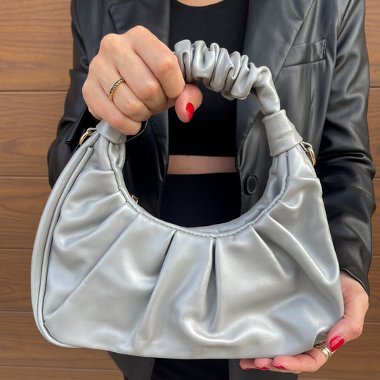 Bolso de mano fruncido de piel  - Color gris plata